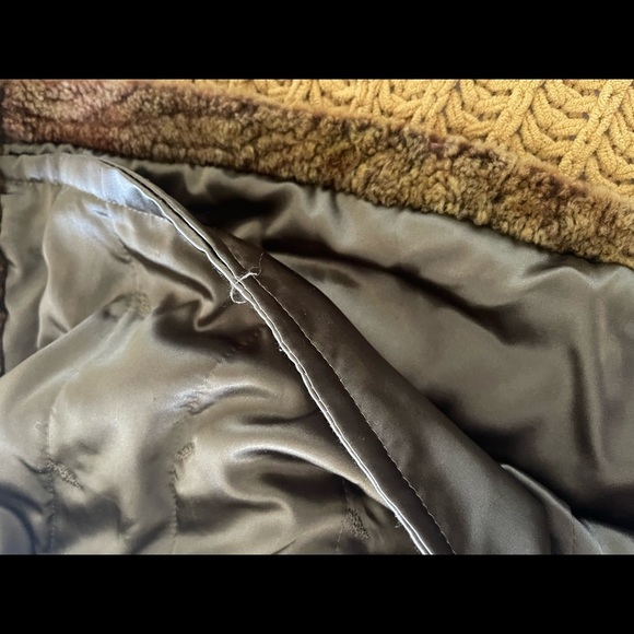 RARE vtg 1970s 100% authentic lamb skin Racoon Fur trim Yellow coat Penny Lane - Picture 14 of 16